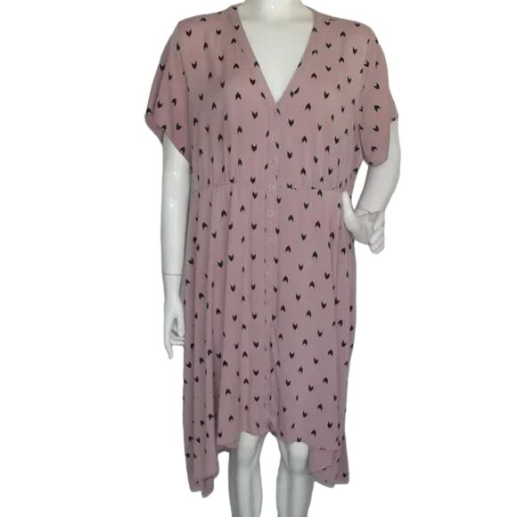 TORRID Dress, 3/3X, Pink Rayon, Black Chevrons, Button front, Asymmetrical hem - Picture 10 of 16